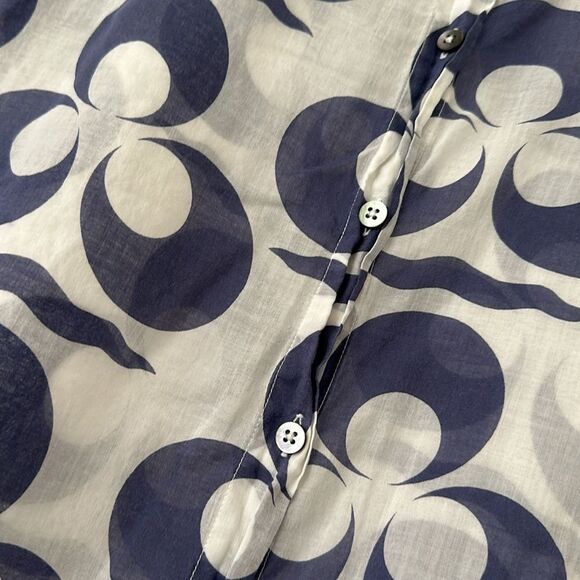 Alara Blue and White geometric blouse - Picture 2 of 3